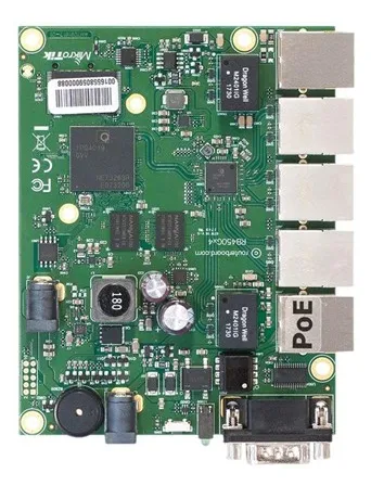 MikroTik RouterBOARD RB450Gx4